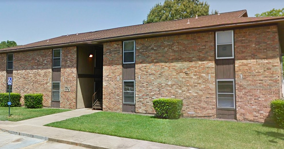 757 Francis Loop Garrison, TX 75946 - Photo 3 of 8