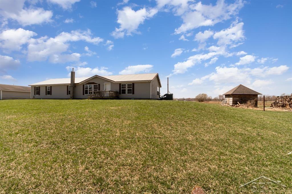 1864 South Bard Road Gladwin, MI 48624 - Photo 1 of 20