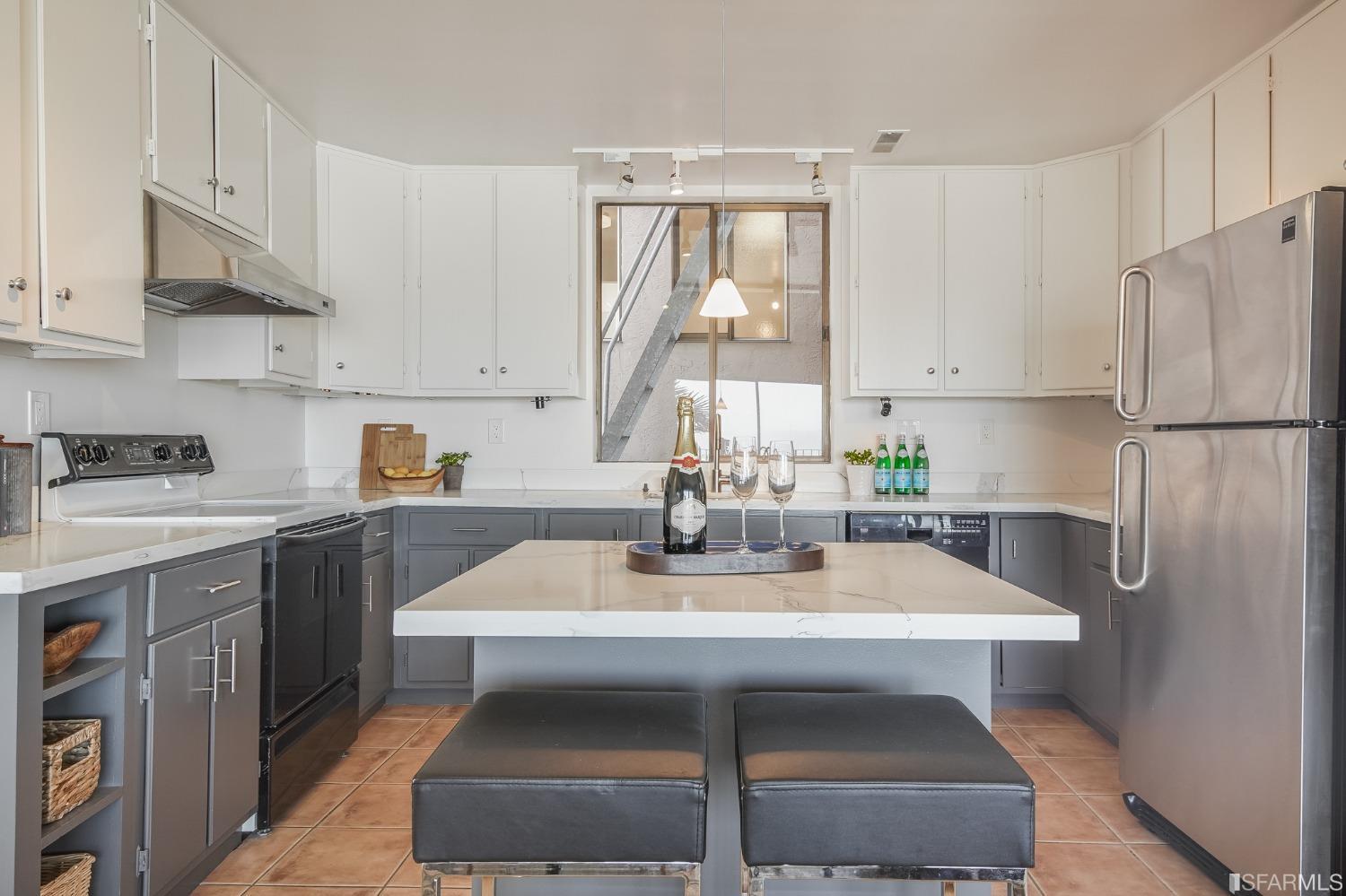 138 Corwin Street San Francisco, CA 94114 - Photo 19 of 60