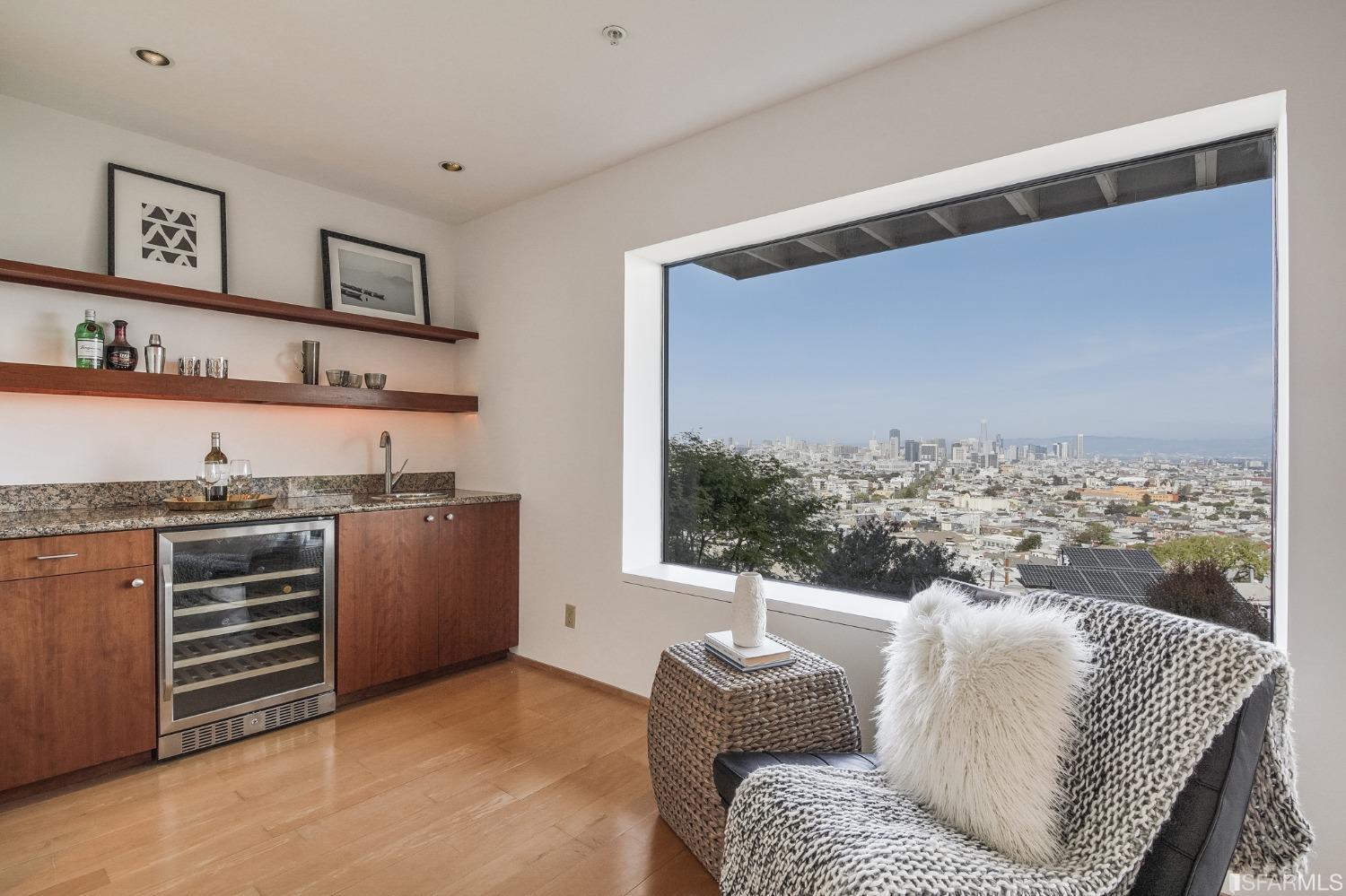 138 Corwin Street San Francisco, CA 94114 - Photo 23 of 60 a living room with furniture