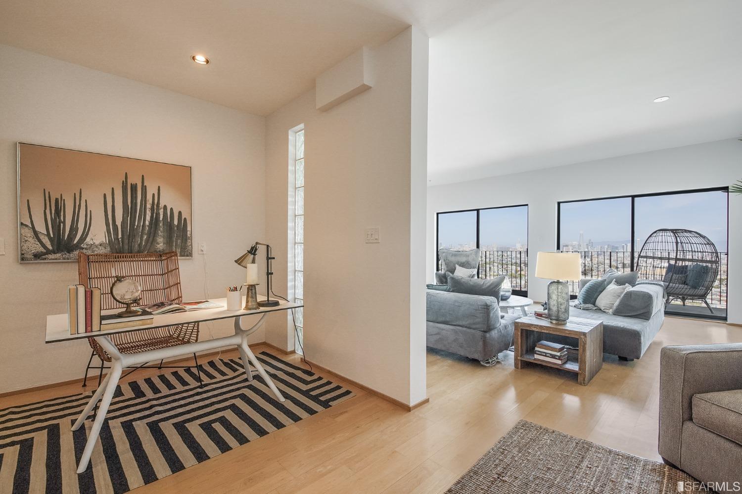 138 Corwin Street San Francisco, CA 94114 - Photo 7 of 60 a living room with furniture