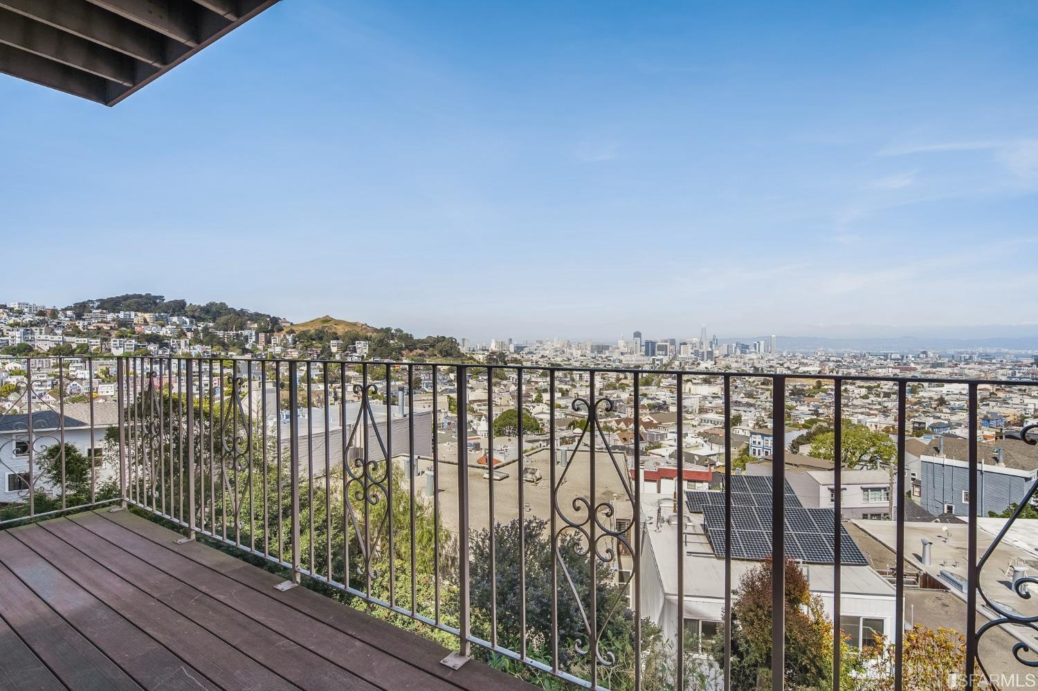 138 Corwin Street San Francisco, CA 94114 - Photo 10 of 60 a view of a balcony with city