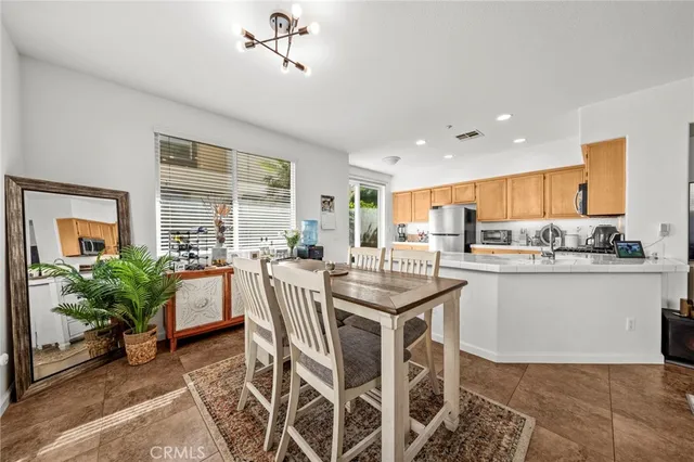 $525,000 | 41685 Woodridge Avenue, Unit 1, Murrieta, CA 92562