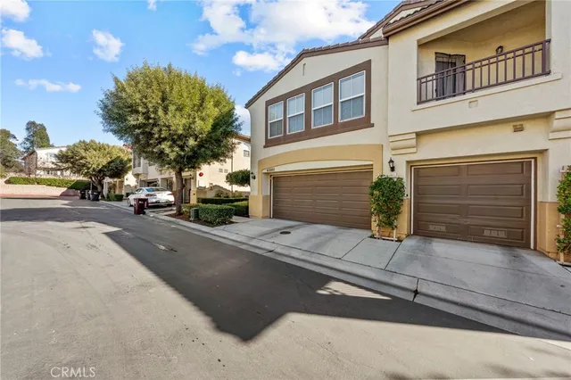 $525,000 | 41685 Woodridge Avenue, Unit 1, Murrieta, CA 92562