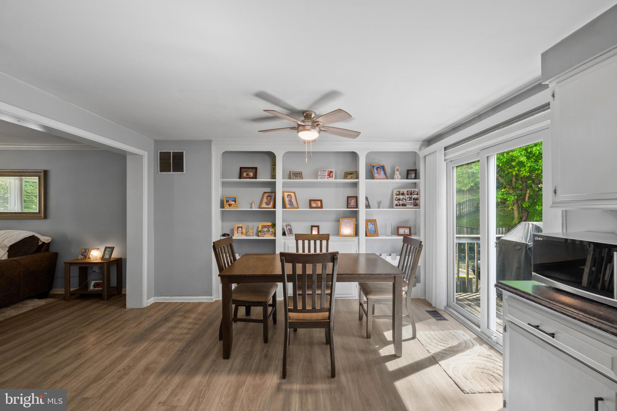 603 St Georges Station Road Reisterstown, MD 21136 - Photo 9 of 34 Dining room