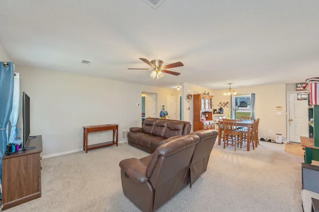 $300,000 | 429 Northview Lane, Crestview, FL 32536