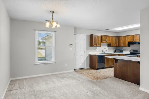 a close view of sink and tap