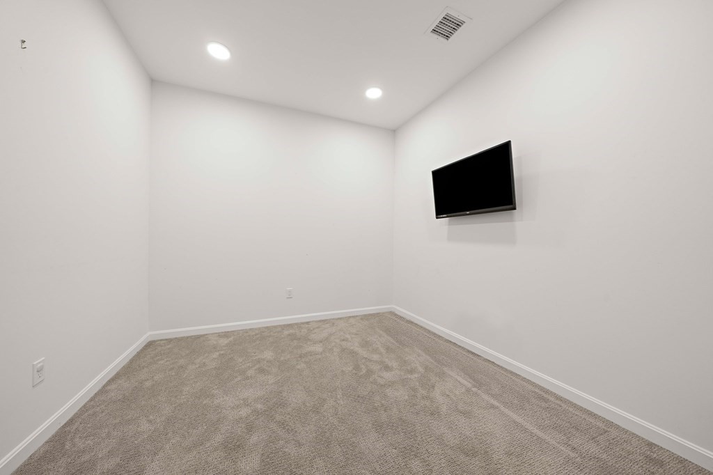 1 Revolution Way, Unit 201 Canton, MA 02021 - Photo 13 of 40