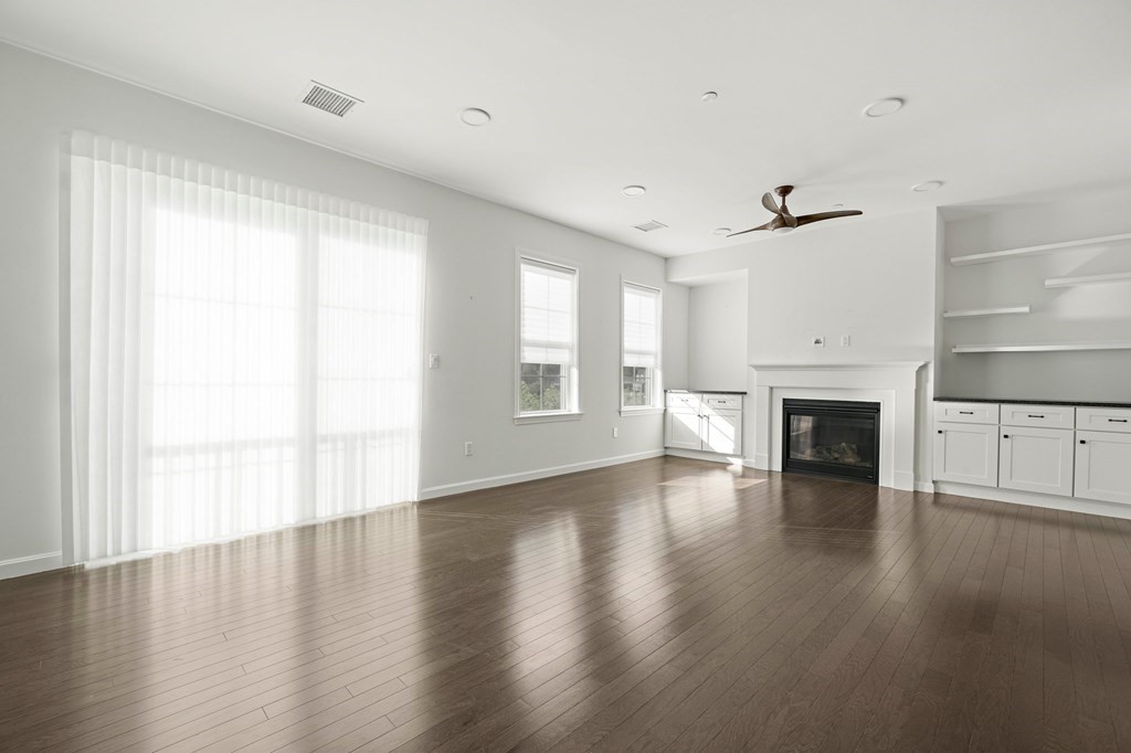 1 Revolution Way, Unit 201 Canton, MA 02021 - Photo 6 of 40