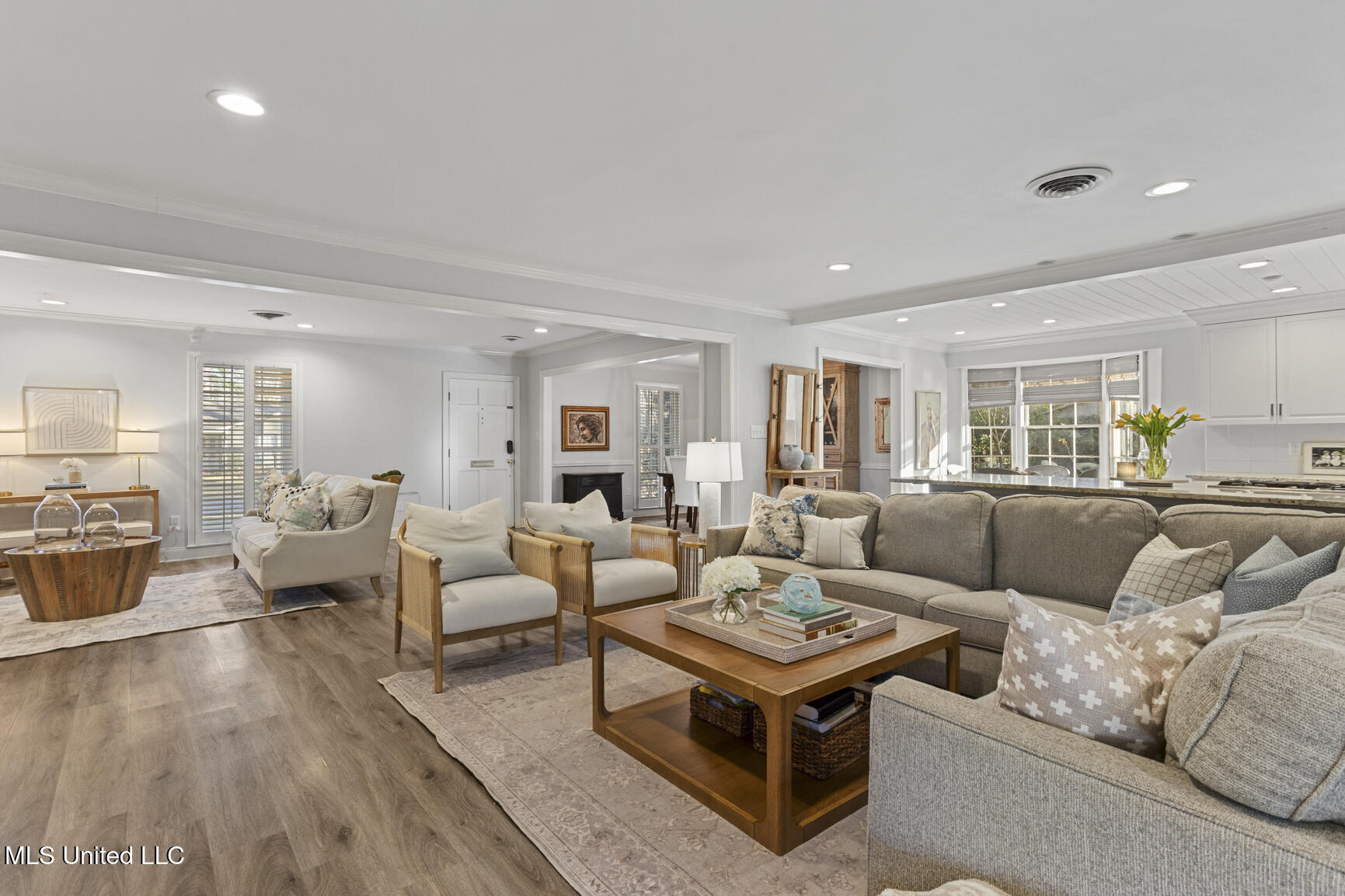 4465 Wedgewood Street Jackson, MS 39211 - Photo 9 of 30 4465 Wedgewood-13