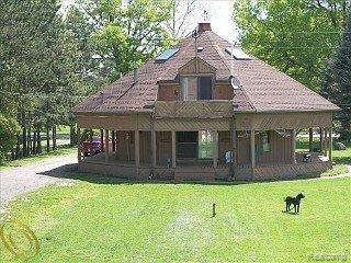 23320 Waltz Road New Boston, MI 48164 - Photo 2 of 19 attach_realcomponline_com