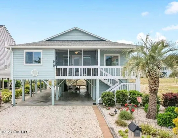 $774,900 | 422 32nd Street, Sunset Beach, NC 28468