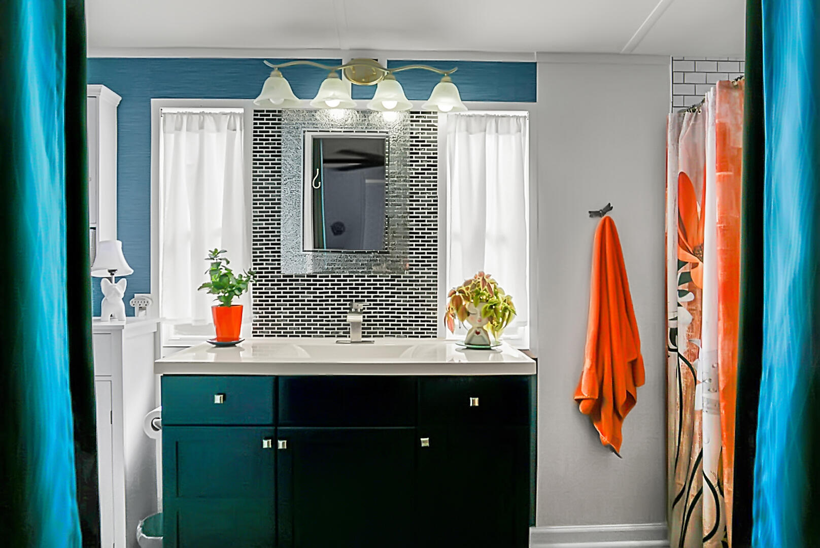 135 General Washington Boulevard Bonneau, SC 29431 - Photo 32 of 64 Remodeled Bath