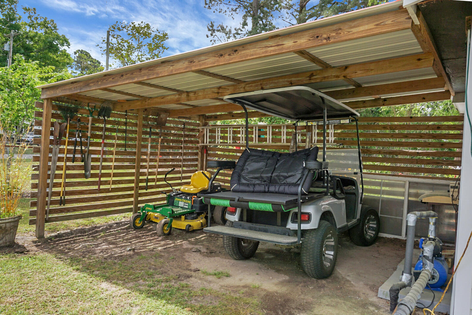 135 General Washington Boulevard Bonneau, SC 29431 - Photo 60 of 64 Room for your toys!