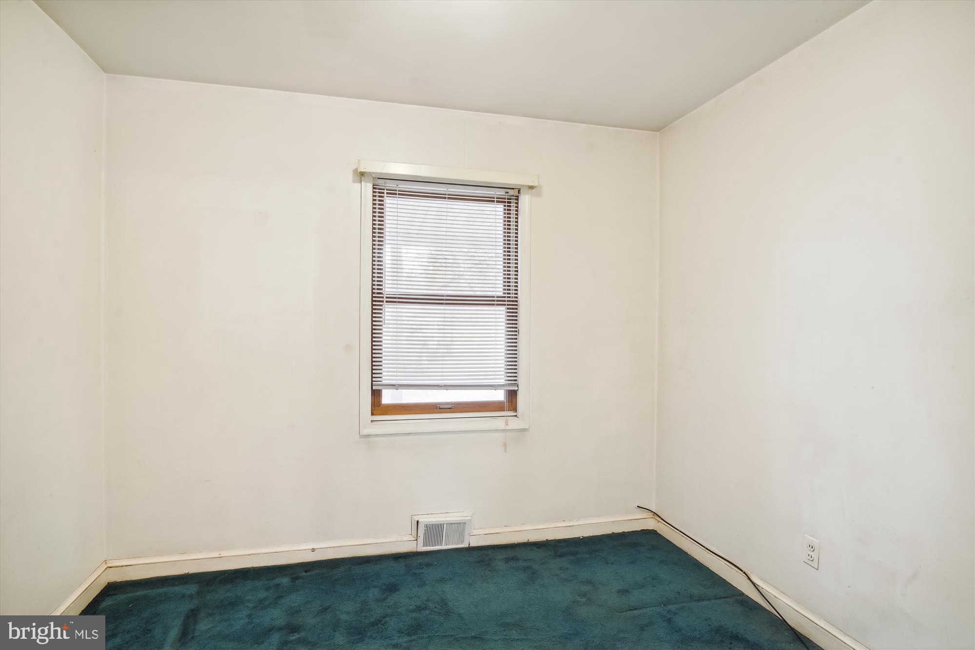 799 Briggs Chaney Road Silver Spring, MD 20905 - Photo 15 of 56 Main Floor 1