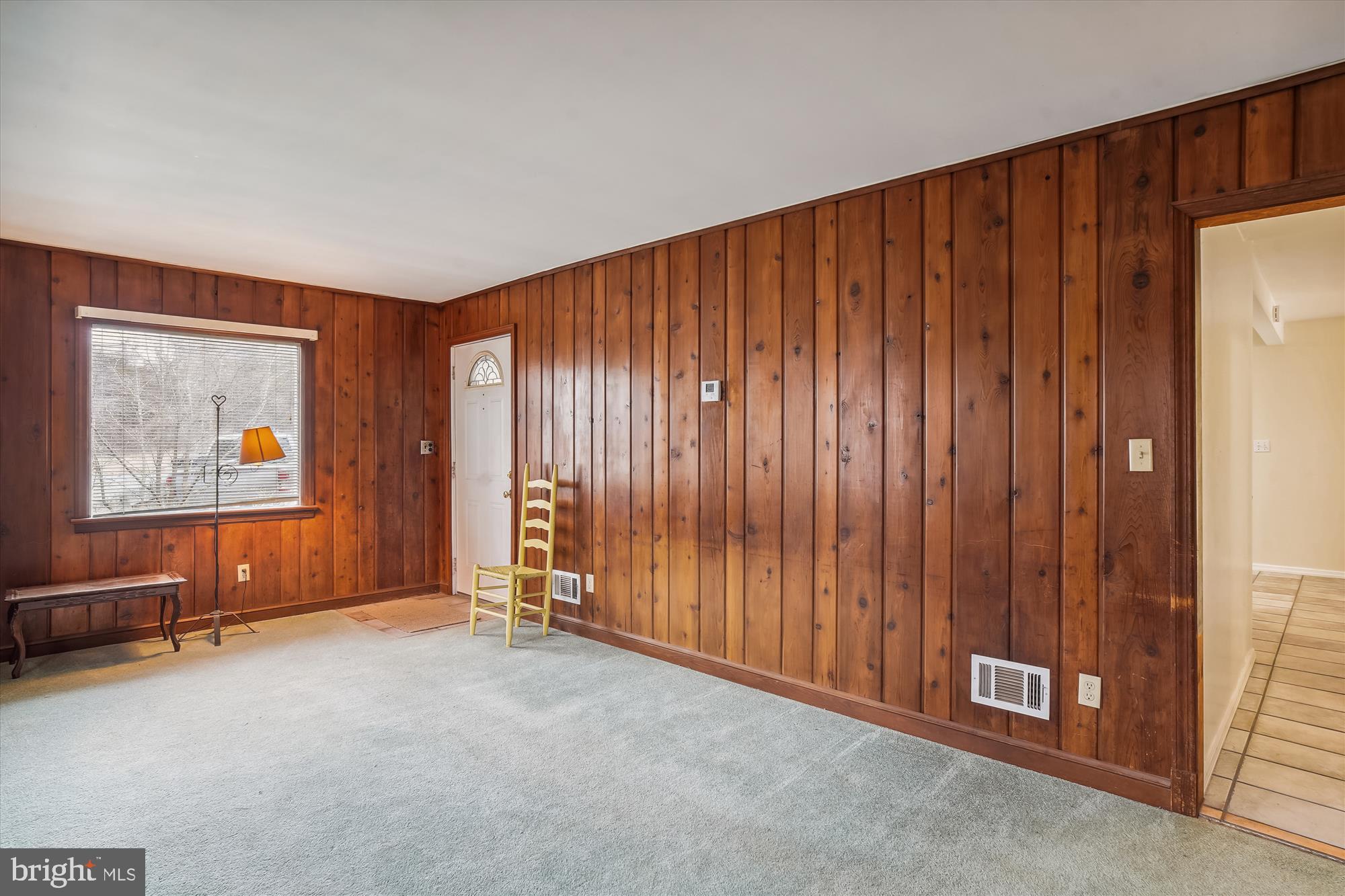 799 Briggs Chaney Road Silver Spring, MD 20905 - Photo 8 of 56 Living Room