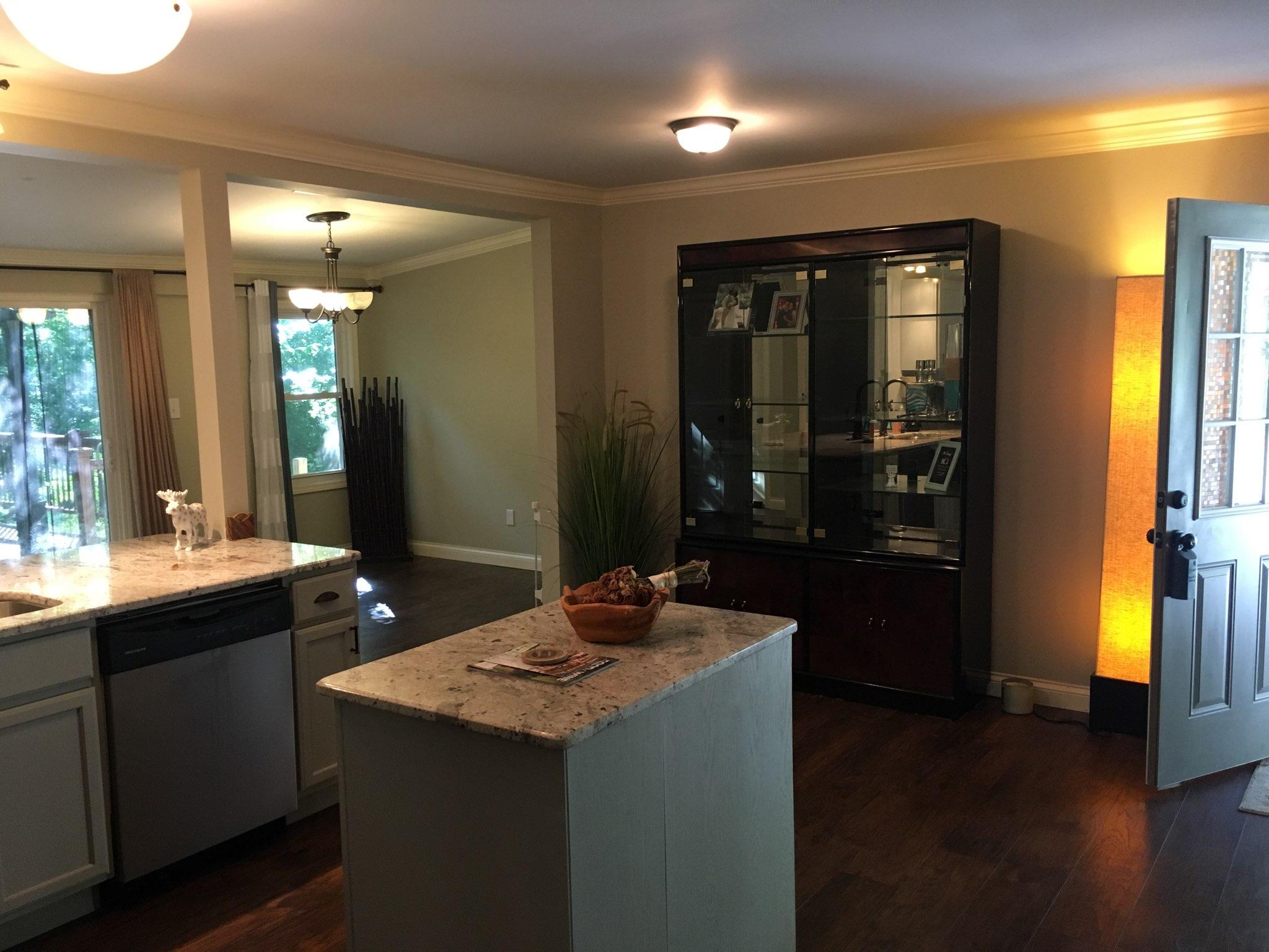 1328 Sumac Road Knoxville, TN 37919 - Photo 3 of 21 Remodled Kitchen