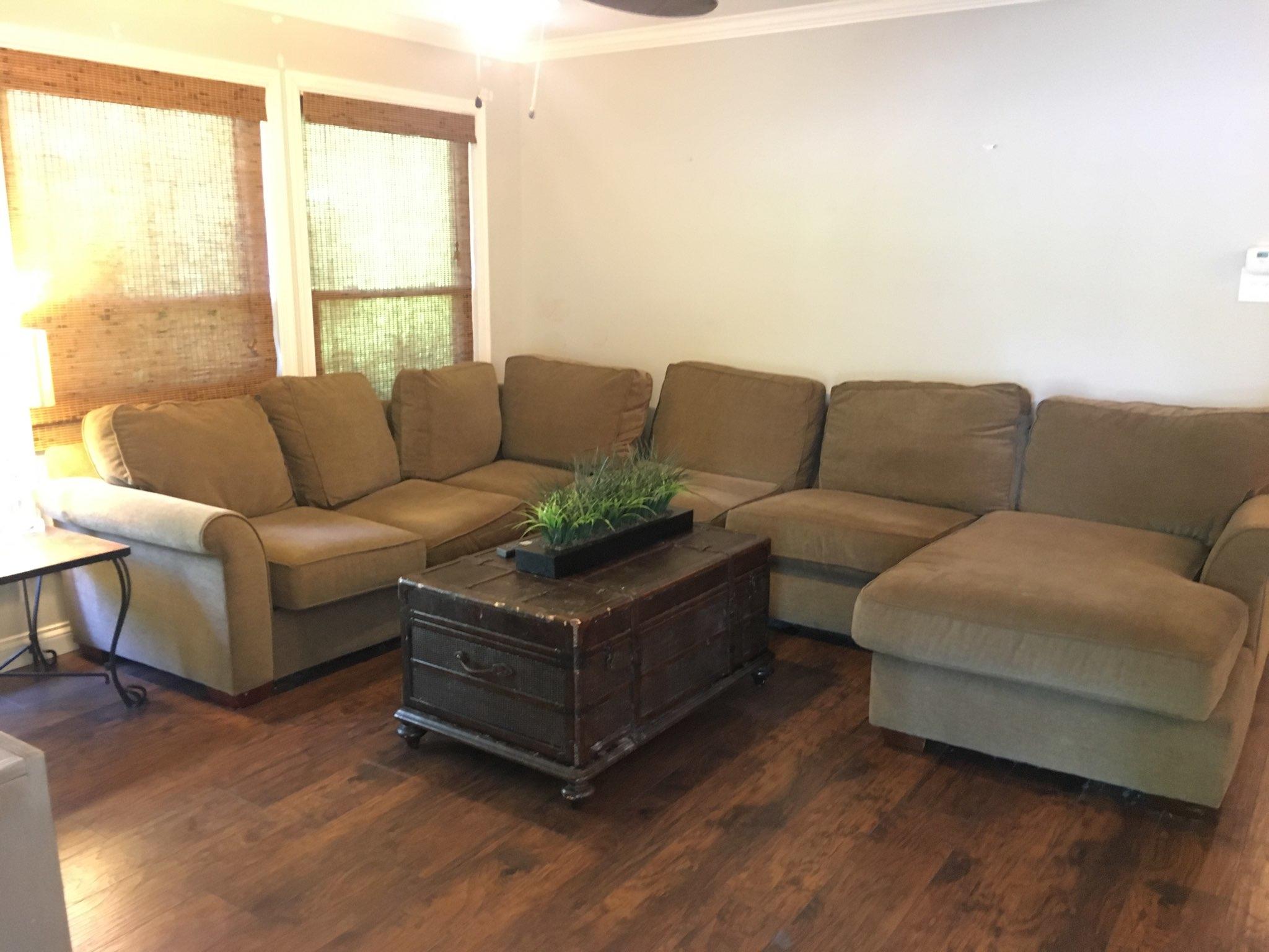 1328 Sumac Road Knoxville, TN 37919 - Photo 8 of 21 Open living Kitchen areas