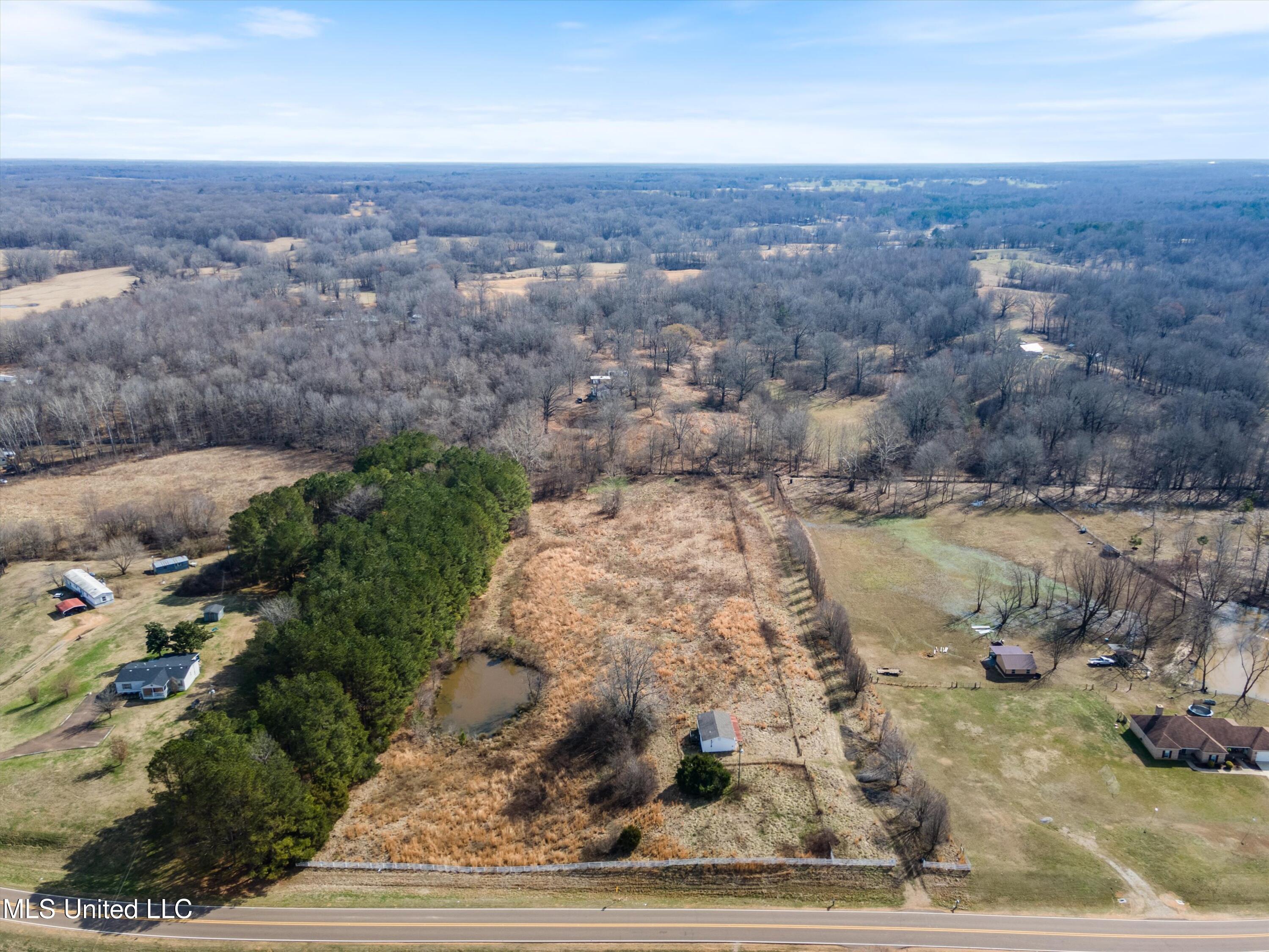 2157 Rader Creek Road Sarah, MS 38665 - Photo 44 of 54 46-DJI_0613 copy