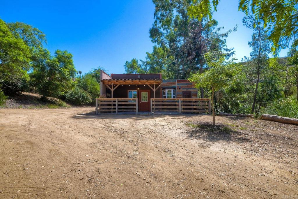 30009 Ridge Creek Road Valley Center, CA 92082 - Photo 2 of 20