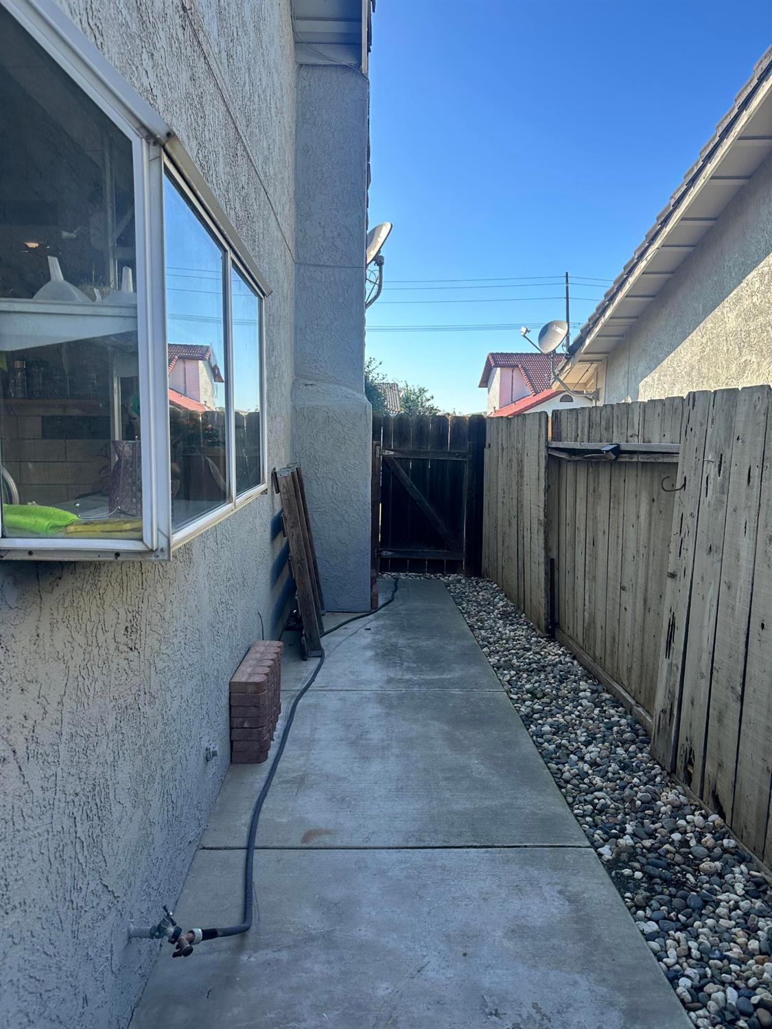 3608 Cassie Lane Ceres, CA 95307 - Photo 7 of 25 a view of backyard with cabin