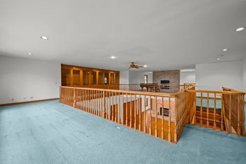 $895,000 | 32981 North River Road, Libertyville, IL 60048