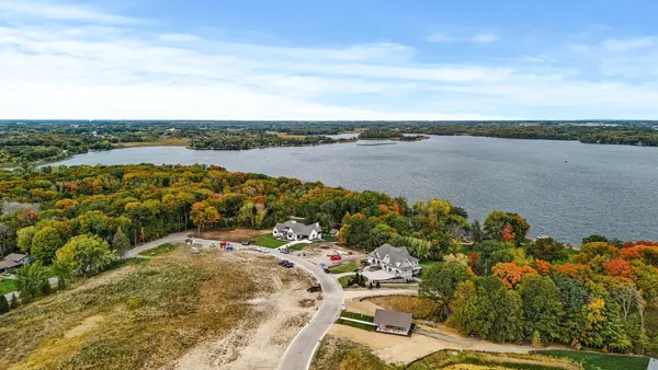 $649,800 | 4946 Bridgevine Way, Independence, MN 55359