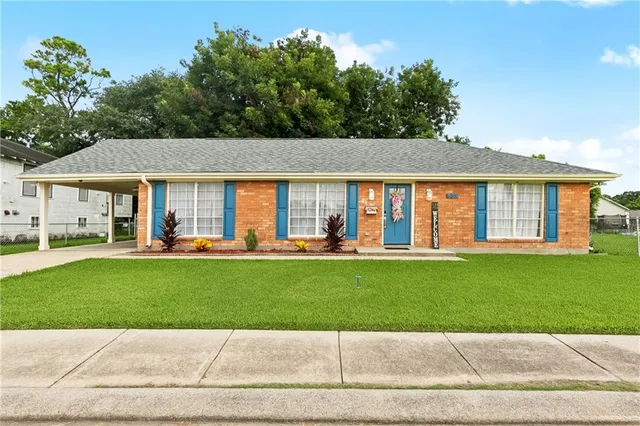 $1,800 | 839 Behrman Avenue, New Orleans, LA 70114