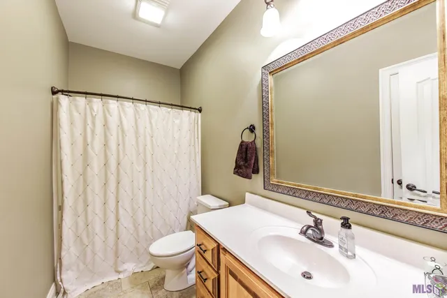 $427,500 | 316 Brentwood Drive, Houma, LA 70360