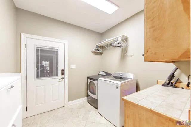 $427,500 | 316 Brentwood Drive, Houma, LA 70360