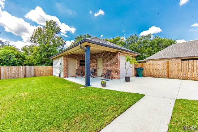 $427,500 | 316 Brentwood Drive, Houma, LA 70360