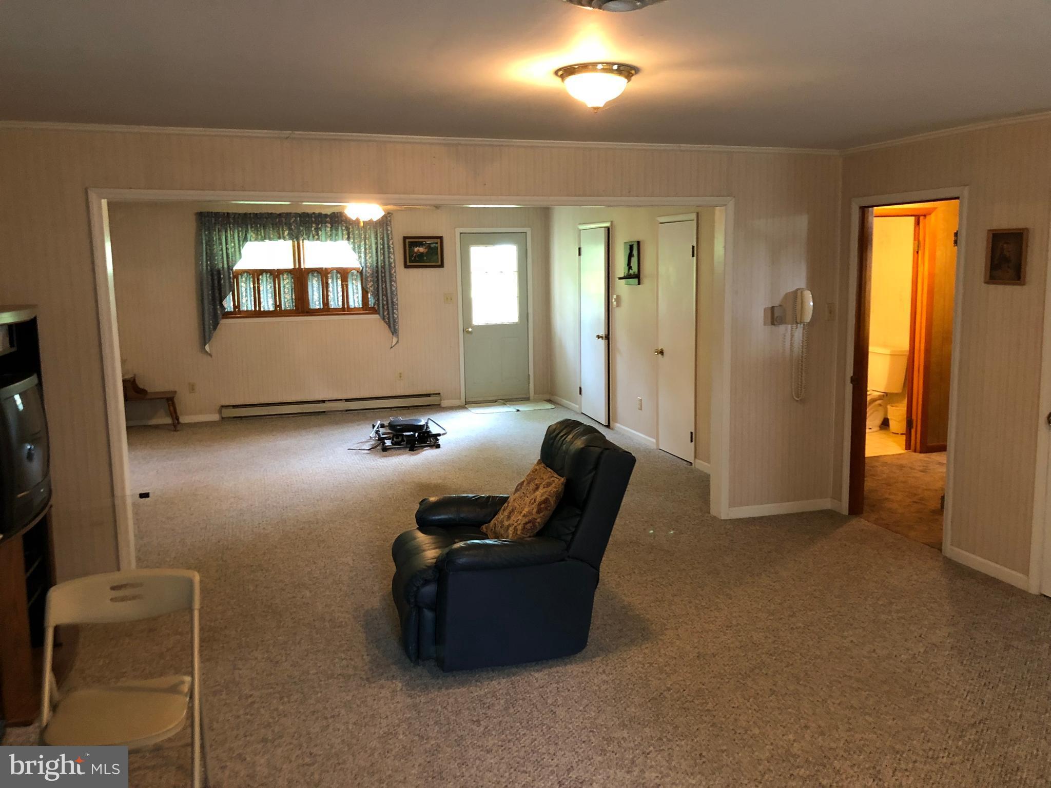 3006 Mann Road Hancock, MD 21750 - Photo 27 of 29 Family Room