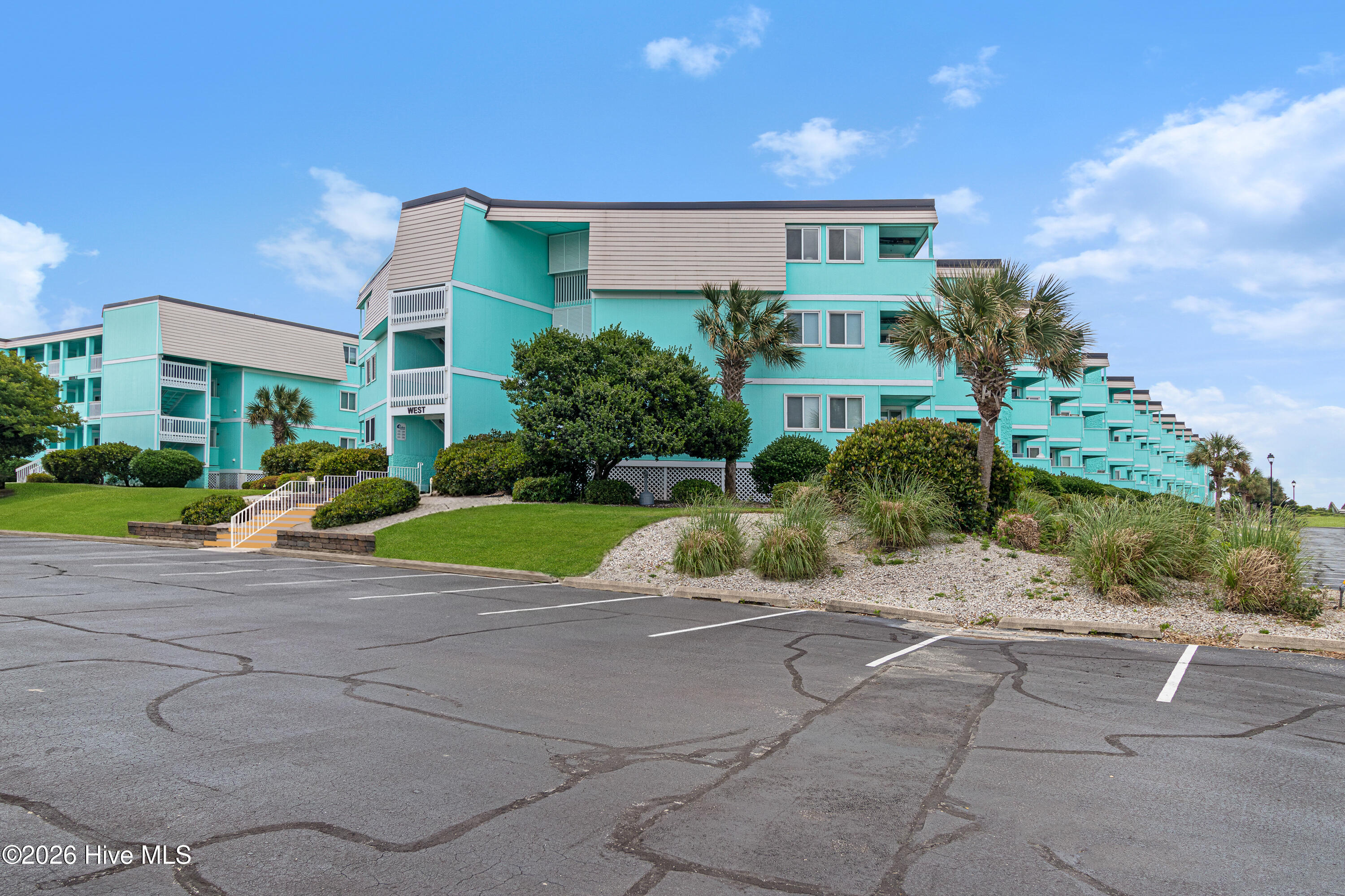 301 Commerce Way, Unit 255 SEA SPRAY Atlantic Beach, NC 28512 - Photo 2 of 33 Incredible Atlantic Beach condo