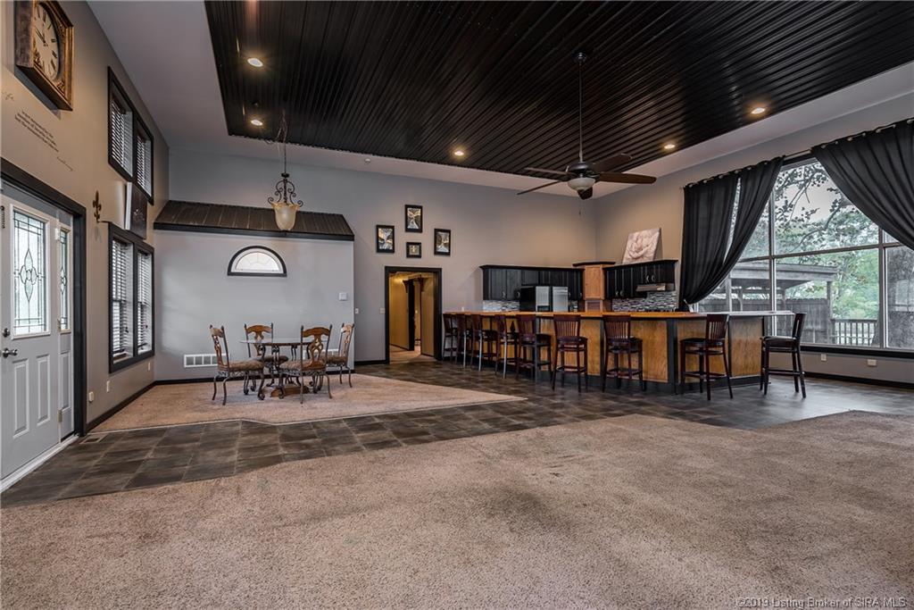 714 Payne Road New Albany, IN 47150 - Photo 4 of 38 Gallery Image 4
