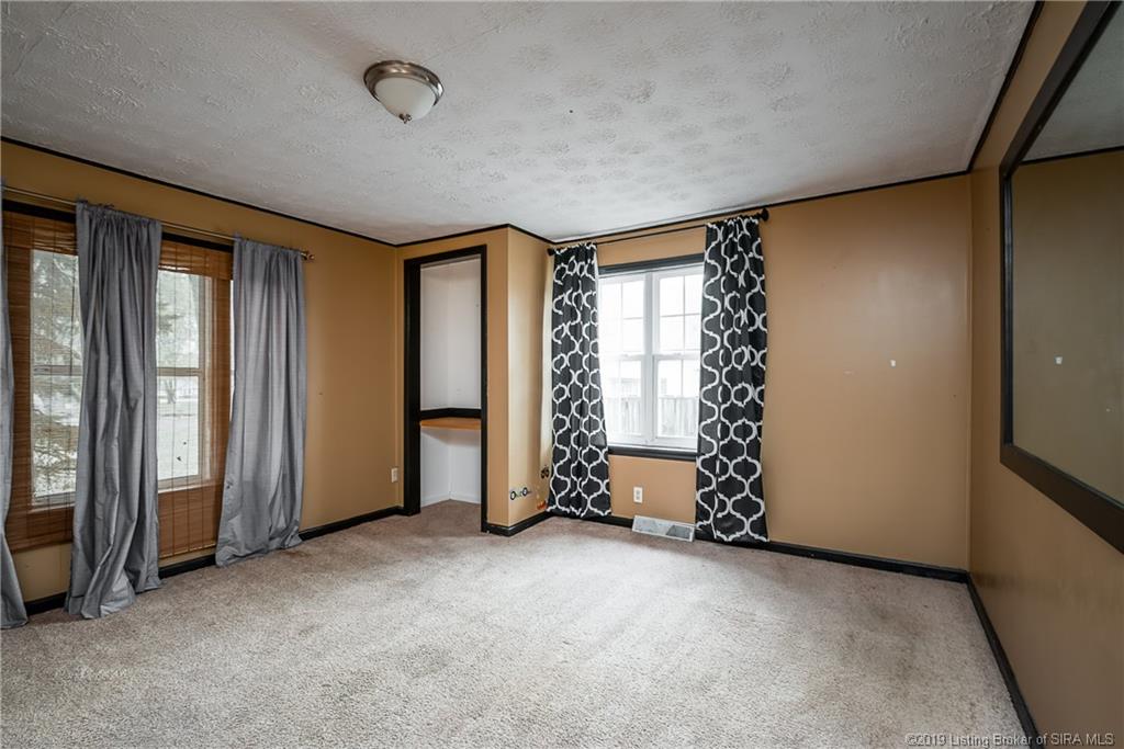 714 Payne Road New Albany, IN 47150 - Photo 6 of 38 Gallery Image 6