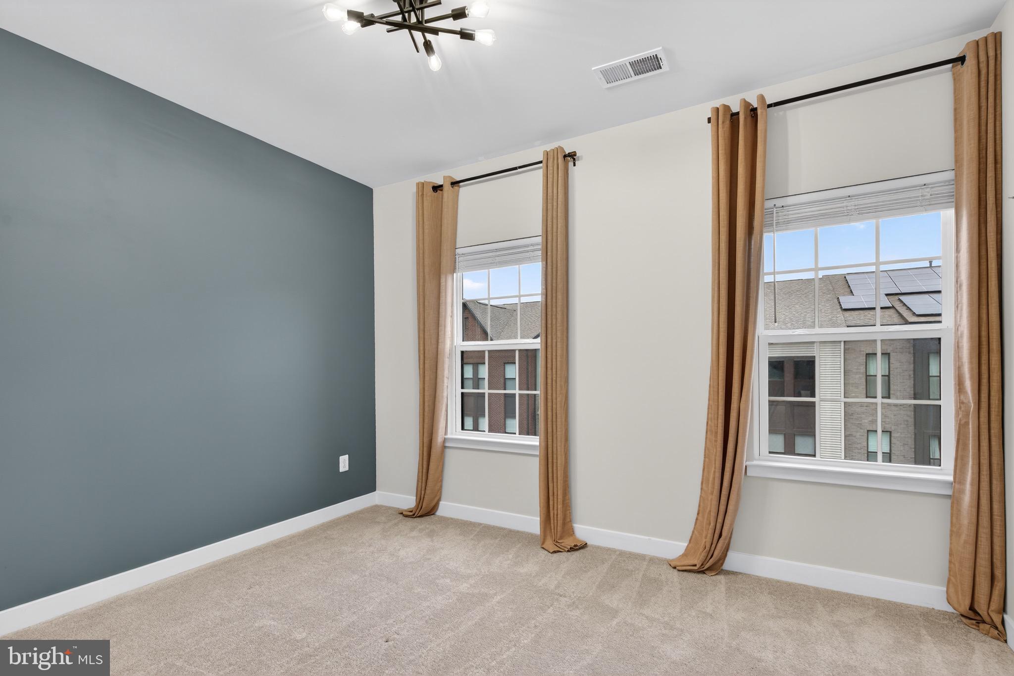 2618 Velocity Road Herndon, VA 20171 - Photo 17 of 25