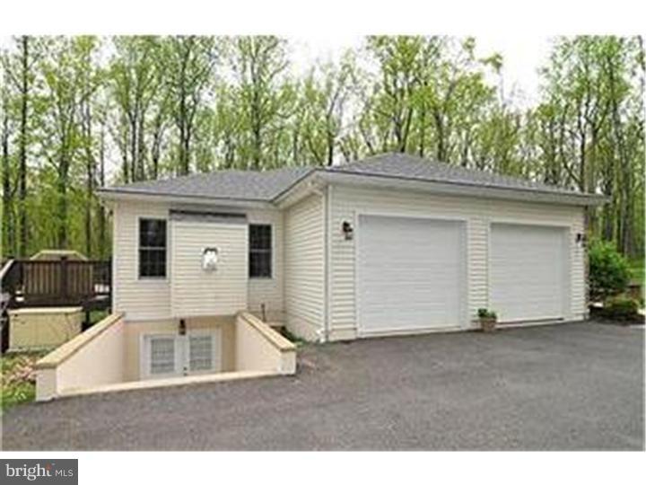3401 Winding Road Kintnersville, PA 18930 - Photo 3 of 17 Gallery Image 3