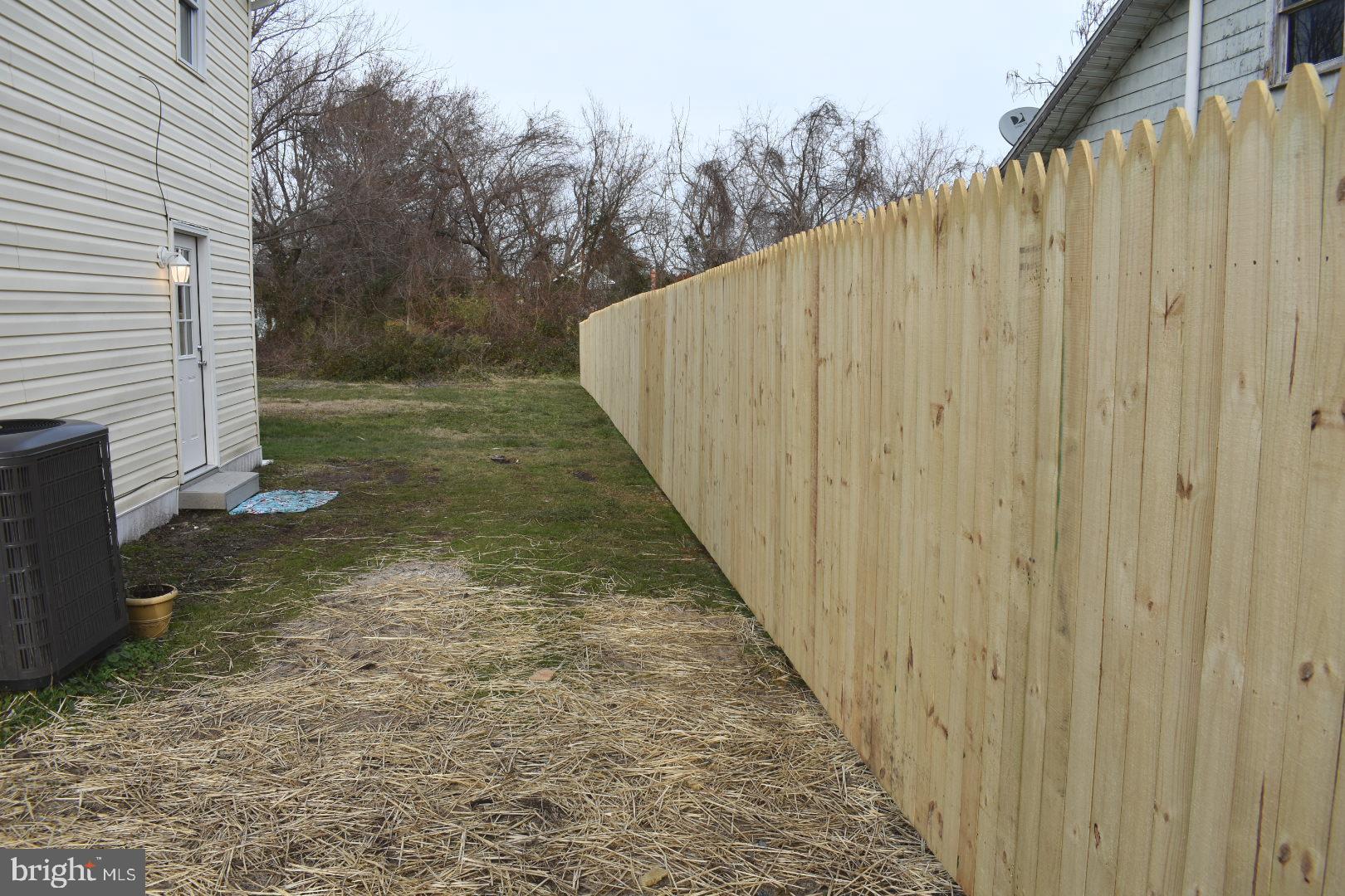 21506 Coopertown Road Tilghman, MD 21671 - Photo 22 of 22 Privacy fence