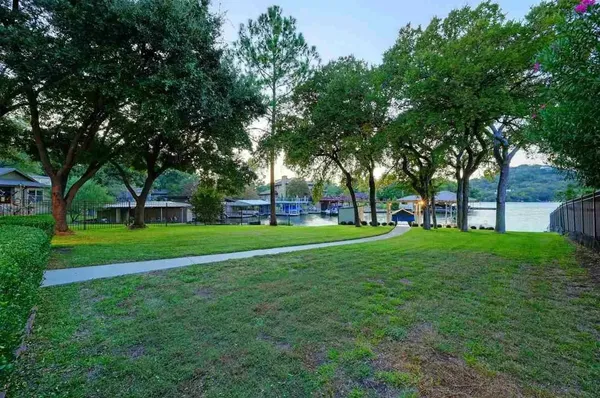$3,900 | 3804 Pack Saddle Drive, Horseshoe Bay, TX 78657