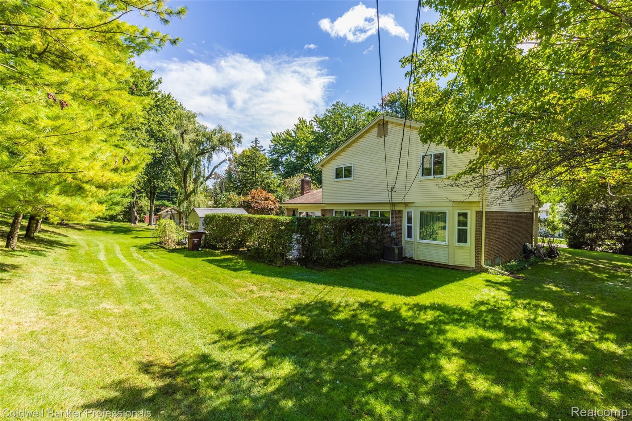 2840 Rhineberry Road Rochester, MI 48309 - Photo 38 of 42 2840 Rhineberry-38.jpg