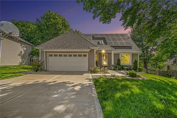 $419,900 | 2404 Northeast Mill Creek, Blue Springs, MO 64014