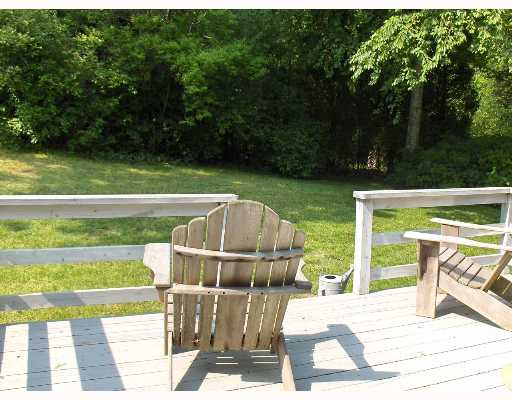 18 Handel Road Westerly, RI 02891 - Photo 6 of 7 Yard/Garden.