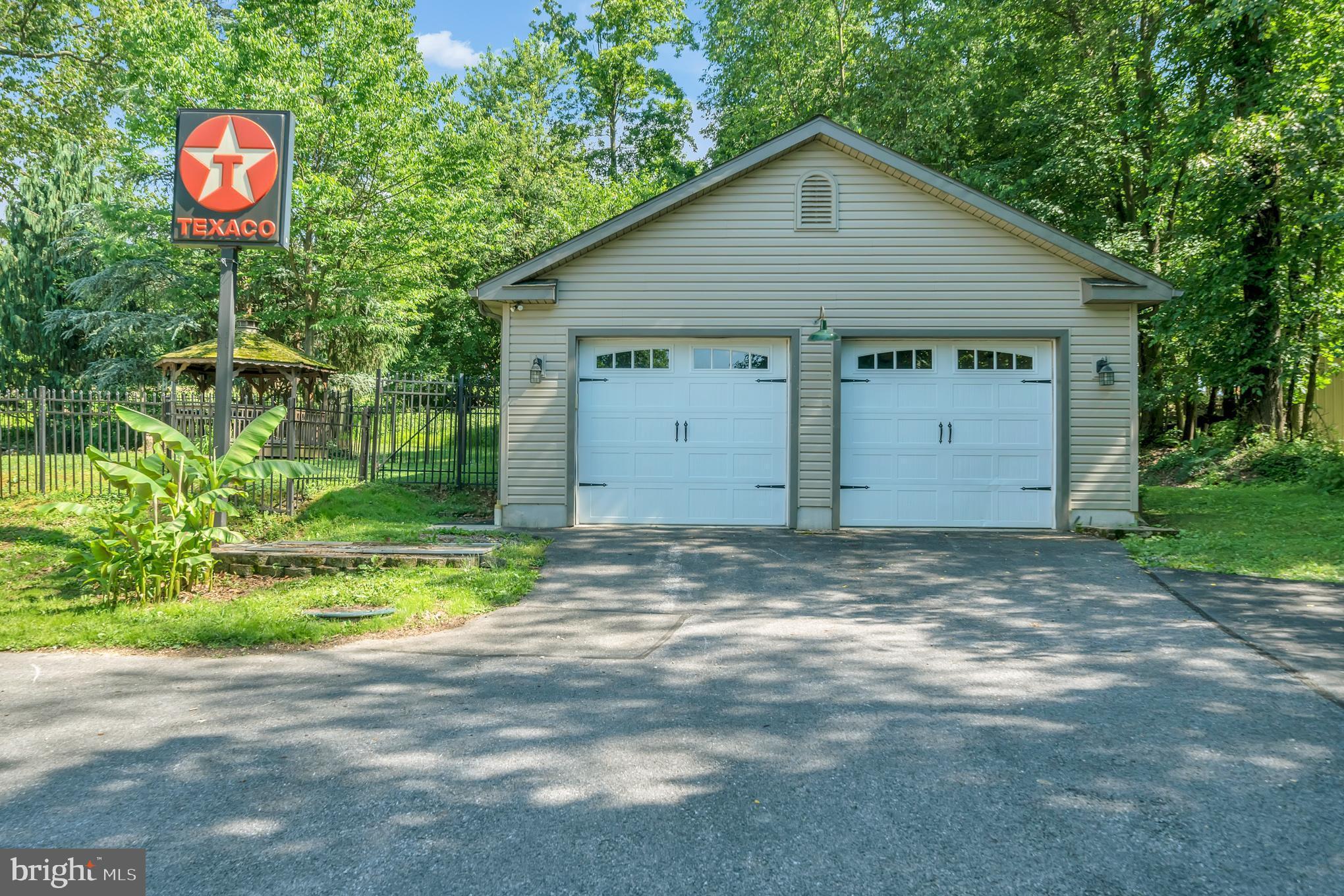 6207 Longview Dr Spring Grove Pa Spring Grove, PA 17362 - Photo 23 of 30 Gallery Image 23