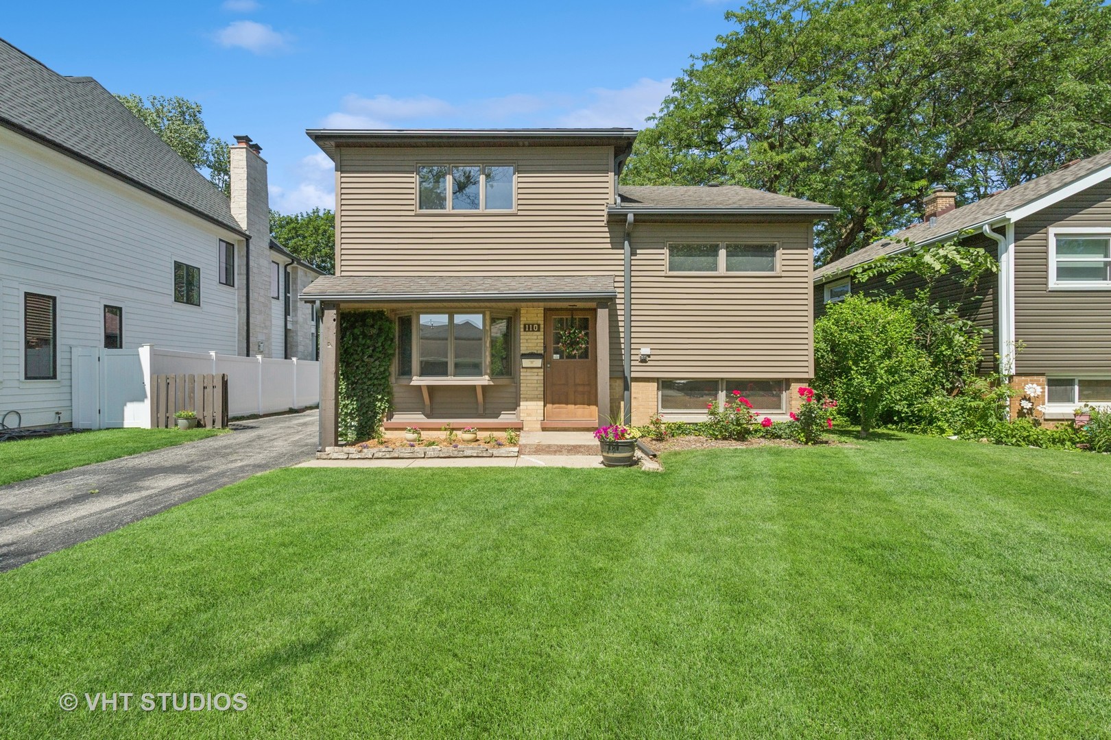 110 Caroline Avenue Elmhurst, IL 60126 - Photo 2 of 31