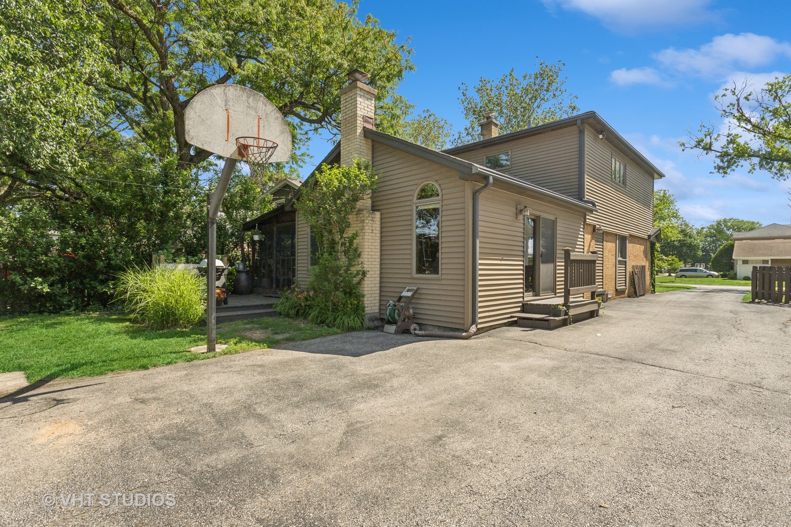 110 Caroline Avenue Elmhurst, IL 60126 - Photo 22 of 31