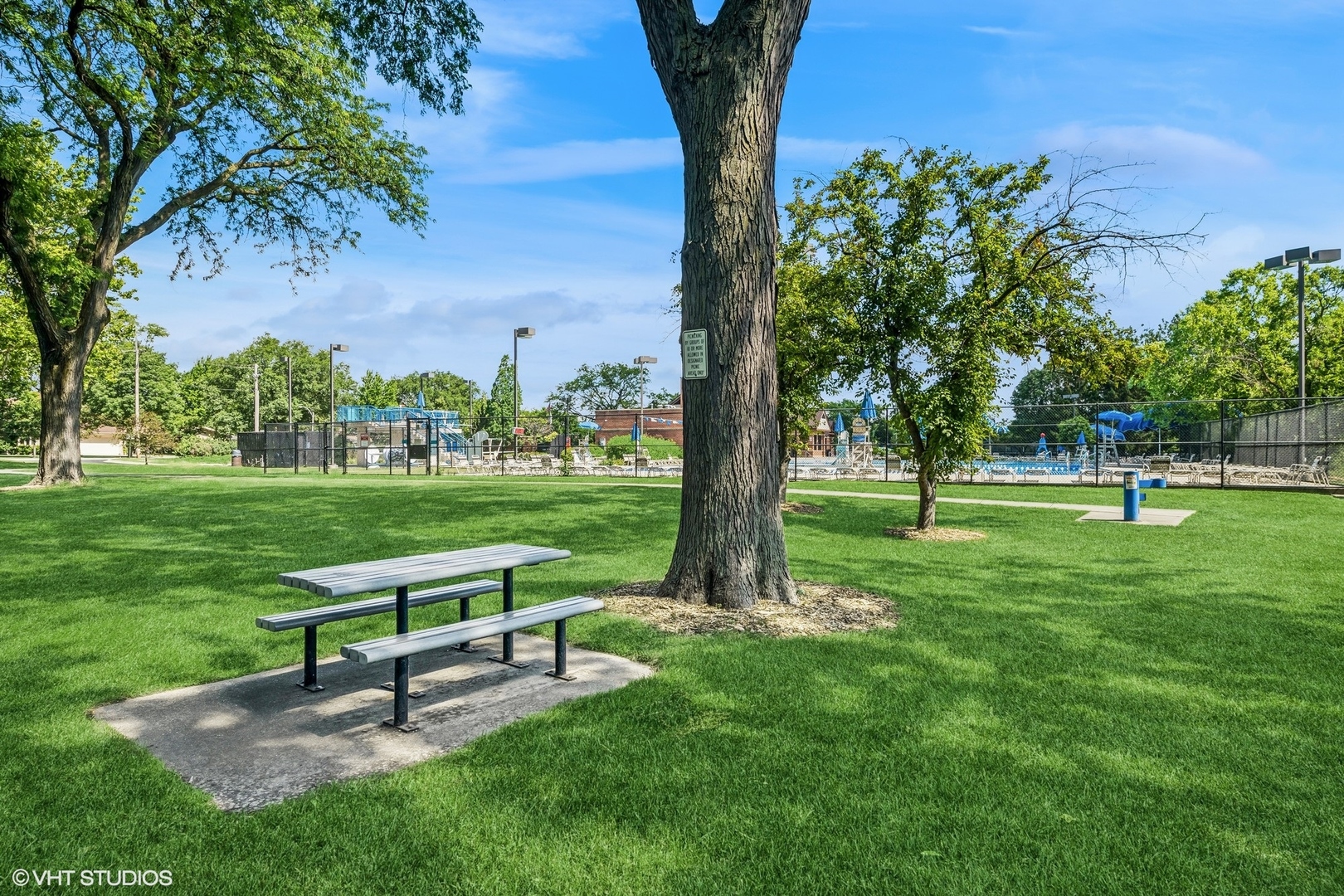 110 Caroline Avenue Elmhurst, IL 60126 - Photo 25 of 31