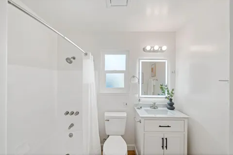 $2,188,000 | 12 Country Lane, Redwood City, CA 94061