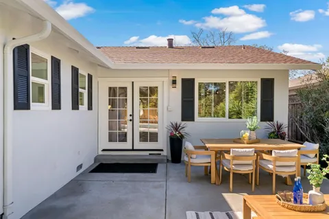 $2,188,000 | 12 Country Lane, Redwood City, CA 94061