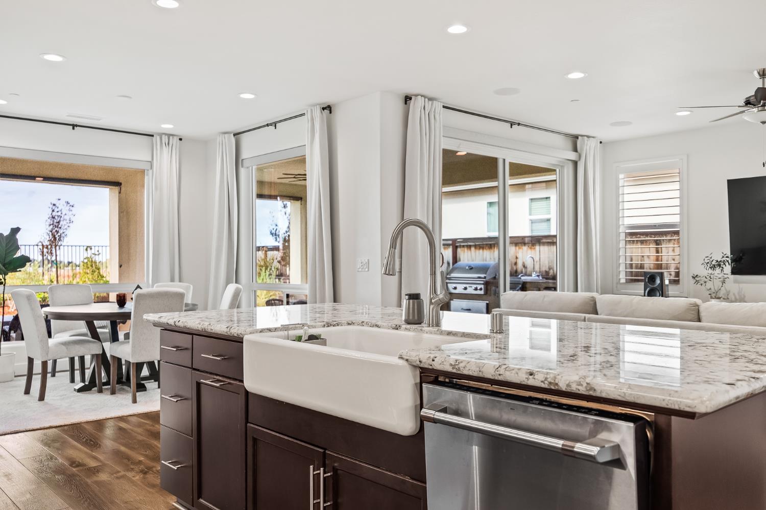 4530 Hillside Road Madera, CA 93636 - Photo 12 of 46