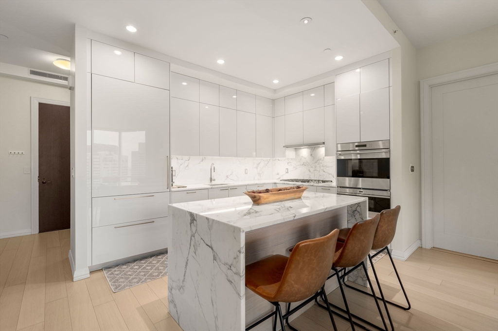 1 Franklin Street, Unit 3907 Boston, MA 02110 - Photo 8 of 37